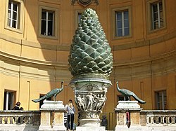 11705 - Vatican - Cortile della Pigna (3482437280).jpg