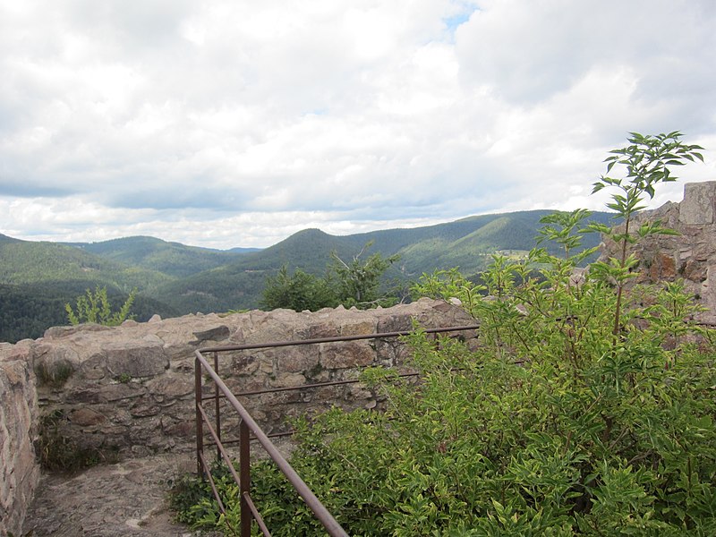 File:15 Bilstein Castle.JPG