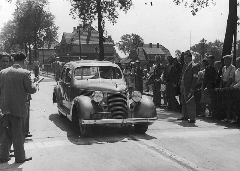 File:1939 Rally Poland - Areo.jpg