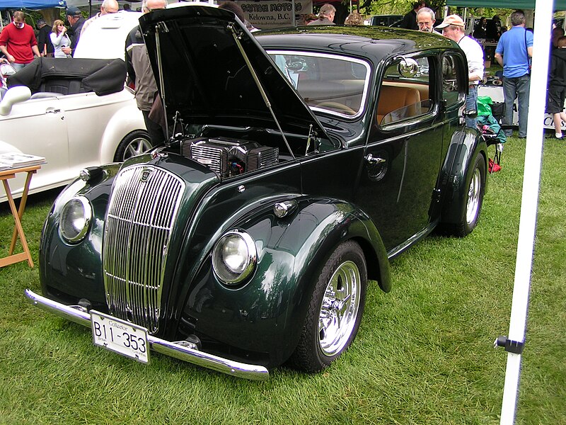 File:1946 Morris 8 Series E (513425556).jpg