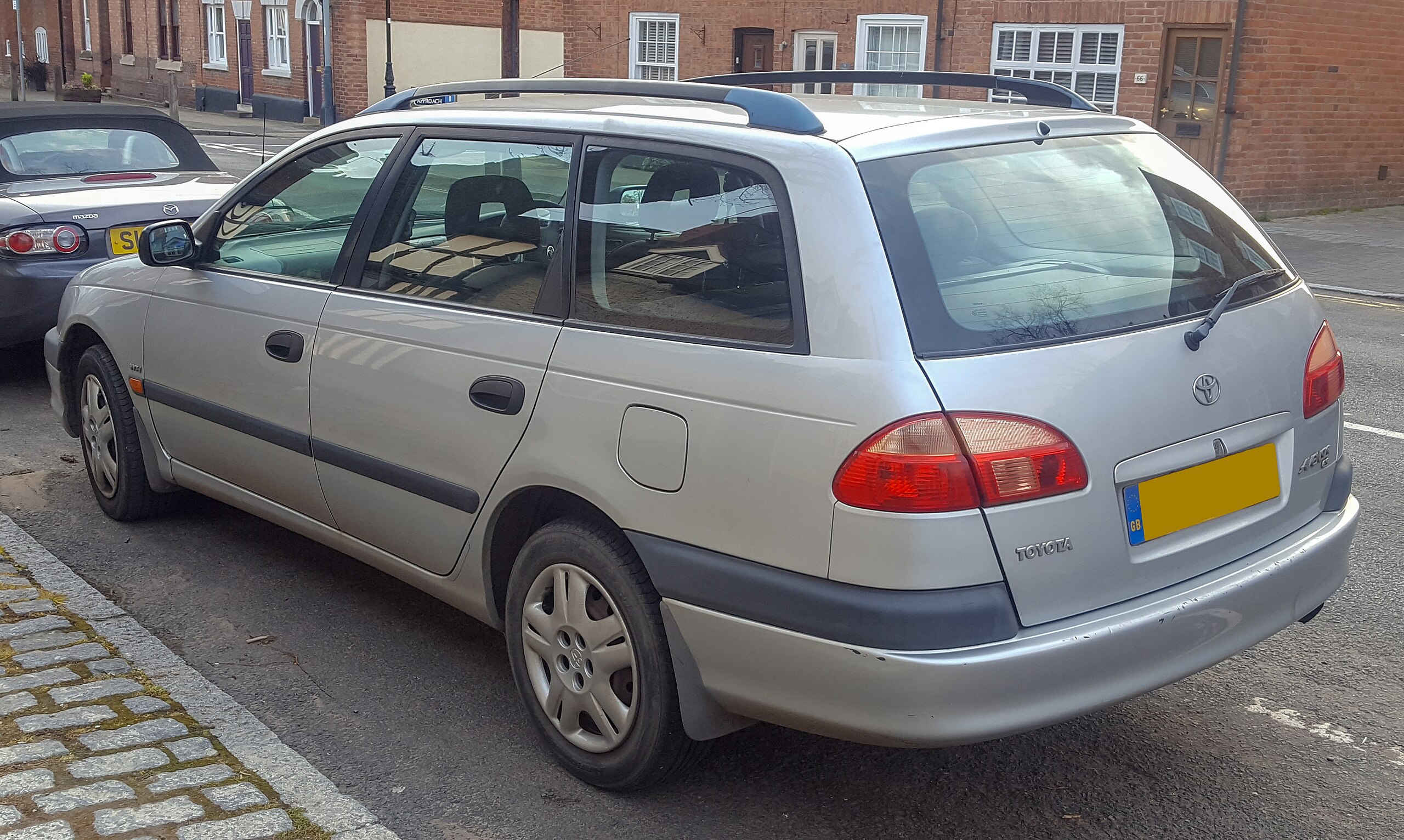 Toyota Avensis II (2002-2008), GoAnimate V2 Wiki