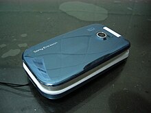 Closed Sony Ericsson Z610 2007 Sony Ericsson Z610i Airy Blue face.jpg