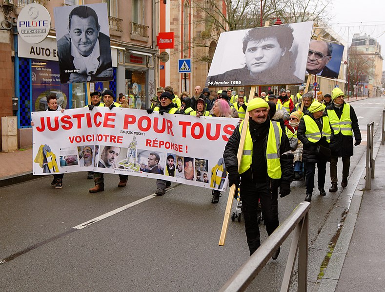 File:2019-01-26 14-55-04 manif-GJ-Belfort.jpg