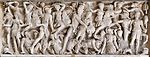 Trojanska kriget: Greker mot amasoner I reliefens centrum: Achilles och den döende Penthesilea