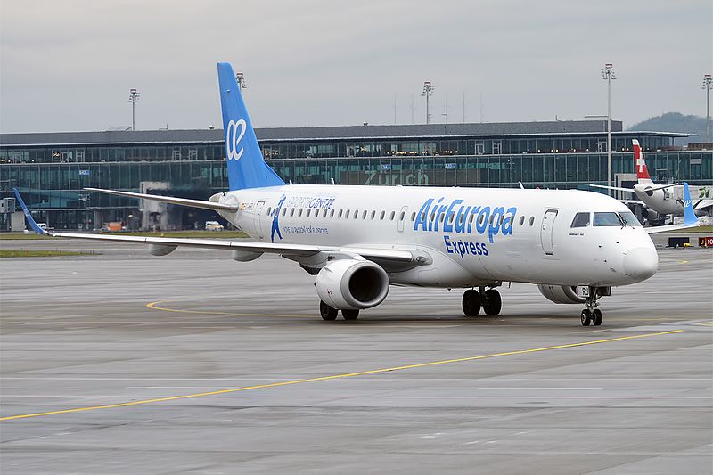 File:Air Europa Express, EC-KRJ, Embraer ERJ-195LR (31050065690).jpg