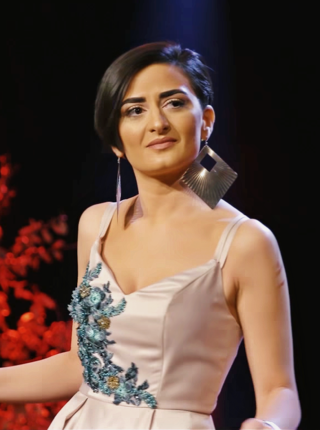 <span class="mw-page-title-main">Albina Kelmendi</span> Kosovo-Albanian singer and songwriter (born 1998)