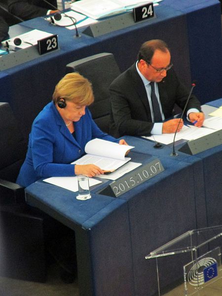 File:Angela Merkel und François Hollande im Europaparlament Straßburg am 7.10.2015 - panoramio.jpg