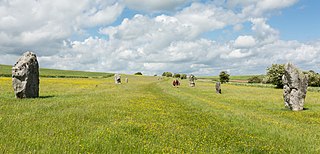 <span class="mw-page-title-main">Kennet Avenue</span> Prehistoric site in Wiltshire, England