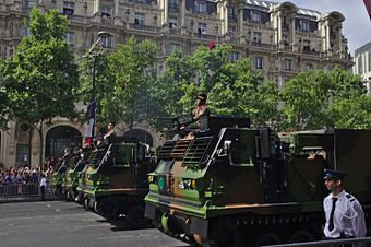 Французские войска в одессе. Парад военной техники Франции. Сухопутные войска Франции. Вс Франции. Инженерные войска Франции.