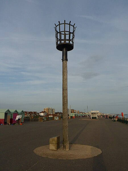 File:Beacon at Western Esplanade, Hove (August 2013).JPG