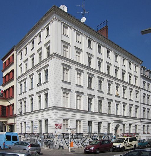 Berlin, Kreuzberg, Legiendamm 42, Mietshaus