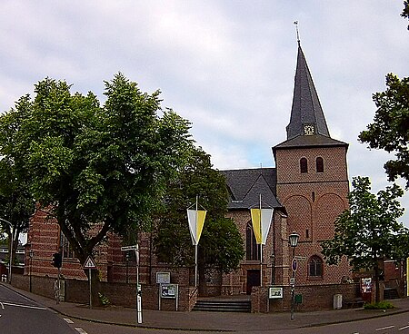 BerrendorfKircheAussen1