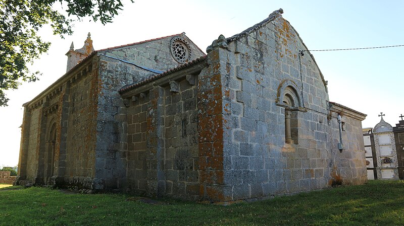 File:Betanzos Tiobre Igrexa de San Martiño 31.jpg