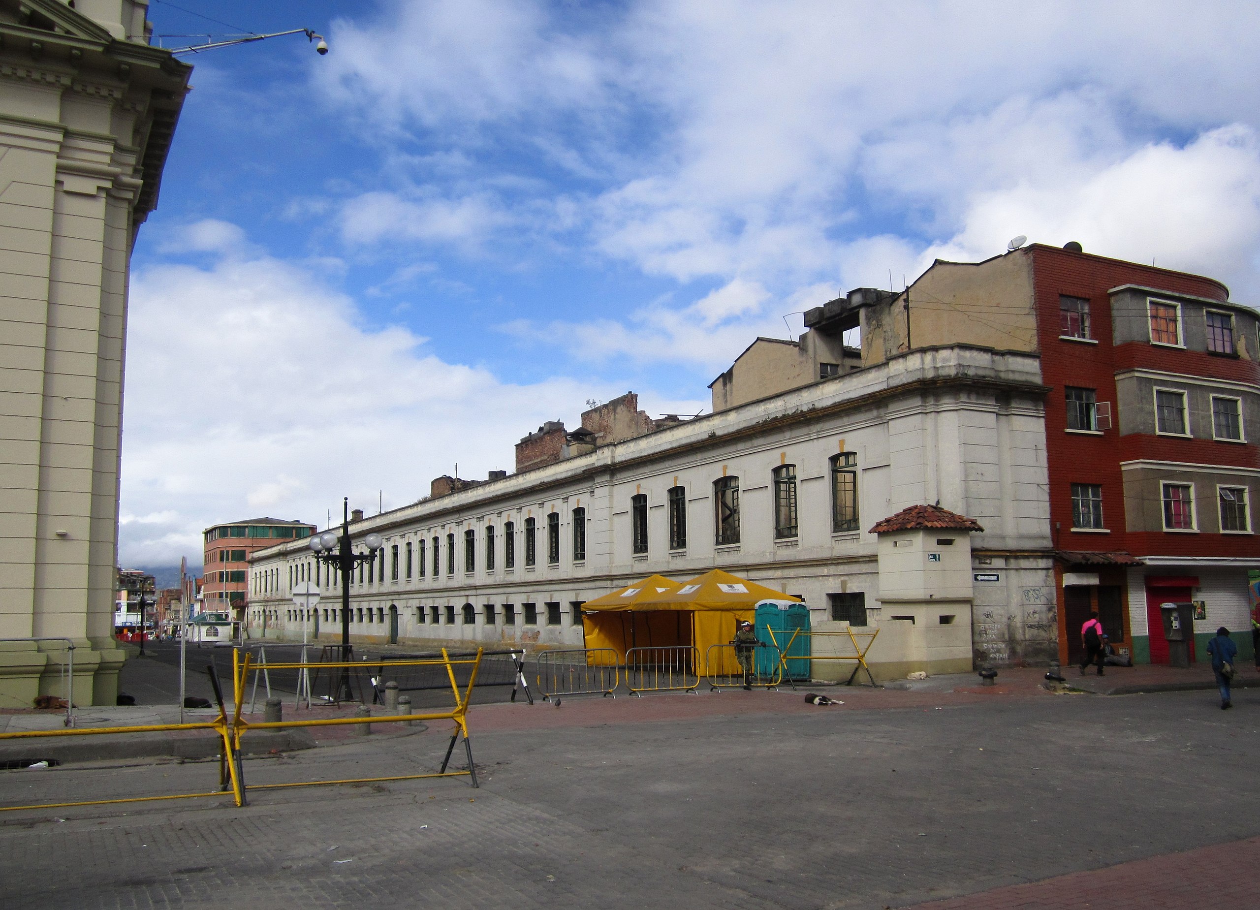 File:Bogotá carrera 16 desde la calle  - Wikimedia Commons