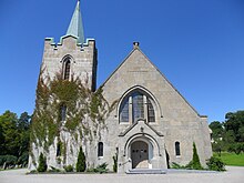 Borgestad kirke, inngangspartiet.jpg