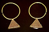 aretes de oro