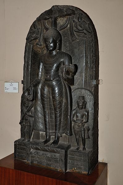 File:Buddha - Circa 10th Century CE - Kurkihar - Bihar - ACCN Kr5-A25149 - Indian Museum - Kolkata 2013-04-10 7766.JPG