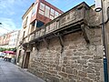 Balconada del pazo en la calle Real