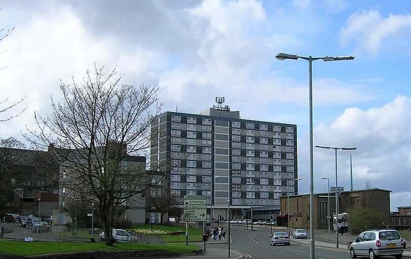 File:Cambuslang Town Centre.jpg