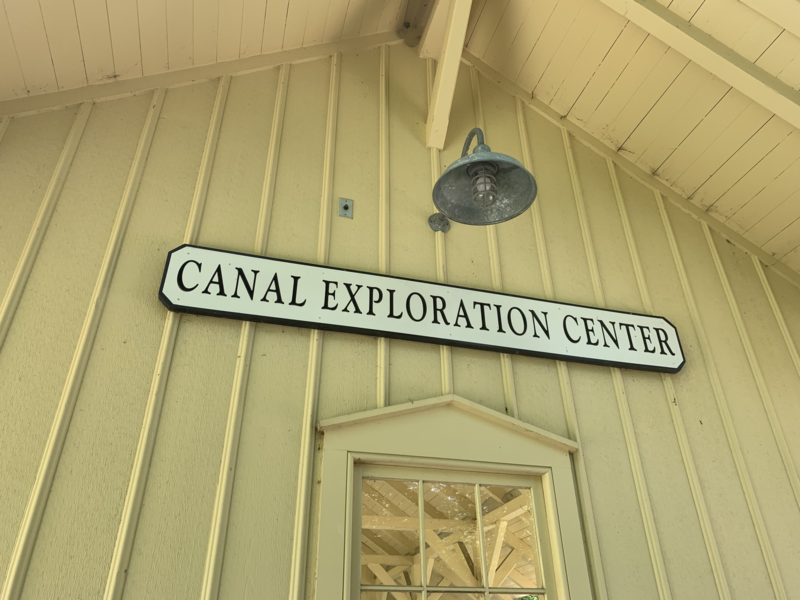 File:Canal Exploration Center station sign.png