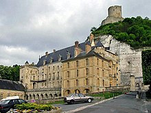 Chateau de La Roche-Guyon Chateau de la Roche-Guyon01.jpg