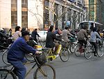 Cyklisté v Šanghaji (2006)