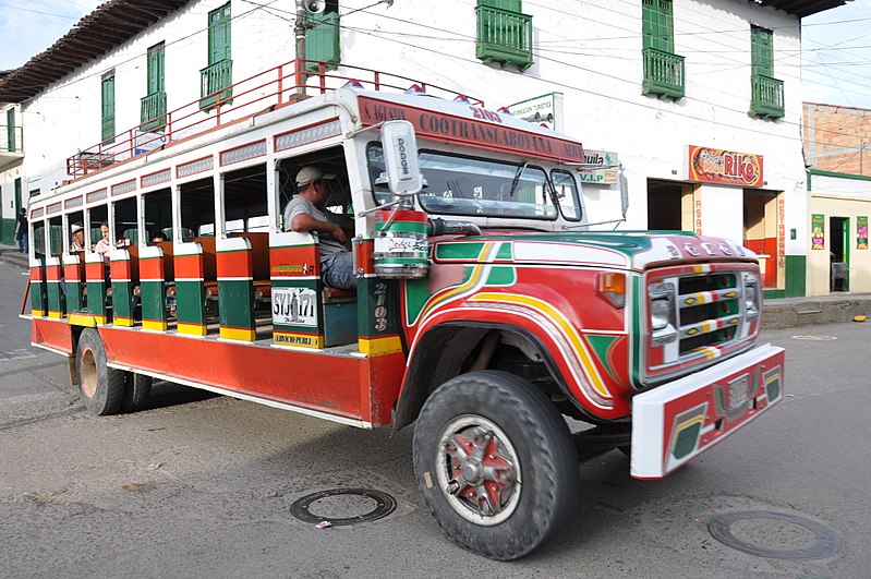 File:Chiva (Rustic bus) (4925716402).jpg