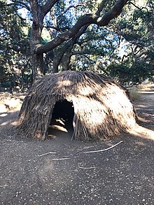 Reconstructed Chumash hut at the Chumash Indian Museum Chumash indian museum thousand oaks.jpg
