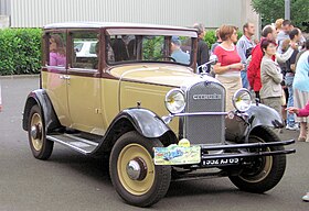 Citroen ancienne fab.jpg