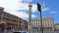 Colonna Aureliana in piazza Colonna - Roma 01.jpg