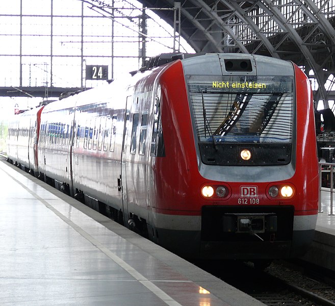 File:DB 612 108 in Leipzig 02.JPG