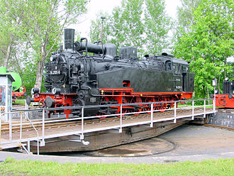 Engineering facilities the purview of Group E Dampflokomotive 94 2105 Eisenbahnmuseum Schwarzenberg.jpg