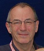 Dave Gibbons (cropped).jpg