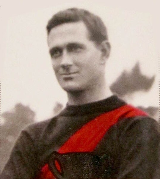 Dave Smith captained Essendon to premiership success in 1911.