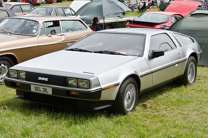 File:DeLorean DMC-12 (1982).jpg