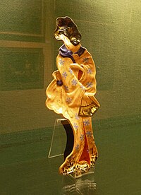 Эмиль Галле-Japanese figurine.jpg