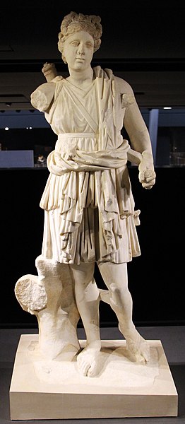 File:Epoca romana imperiale, statuetta di artemide, forse da philomelium (vicino akshehir in turchia), II sec . ca..JPG