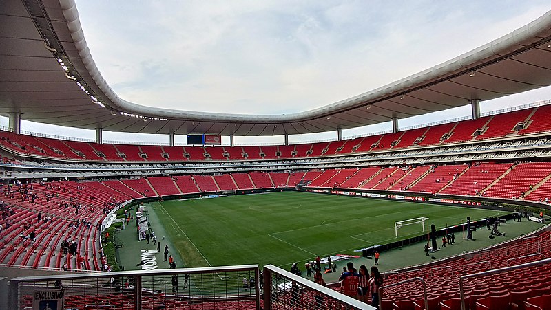 File:Estadio Akron 02-07-2022 parte media sur lado izquierdo.jpg