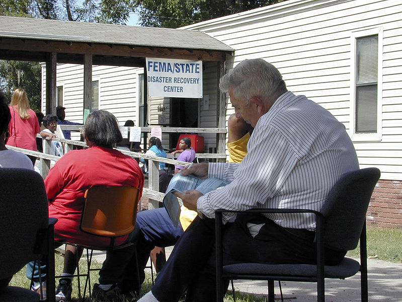 File:FEMA - 228 - Photograph by Dave Saville taken on 09-23-1999 in North Carolina.jpg