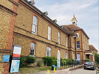 <span class="mw-page-title-main">Farnham Road Hospital</span> Hospital in Guildford, England