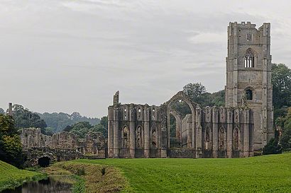 How to get to Fountains Abbey with public transport- About the place