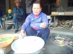 קובץ:Fritters in Hainan - 03.ogv