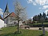 Gansheim - St. Nikolaus Ansicht vom Dorfplatz