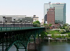 View of the Gay Street Bridge and buildings on the 800 and 900 blocks of South Gay Gay-street-bridge-buildings-knoxville-tn1.jpg