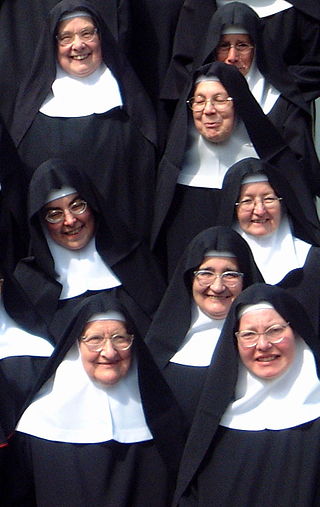 <span class="mw-page-title-main">Nun</span> Member of a religious community of women