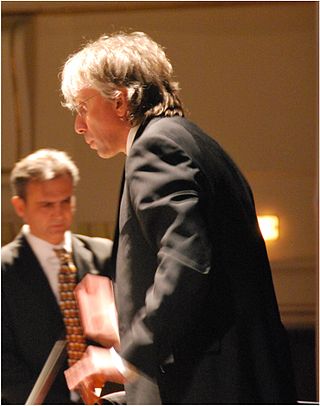 <span class="mw-page-title-main">Giovanni Antonini</span> Italian conductor and recorder soloist