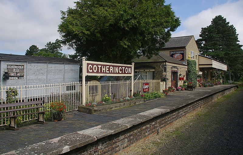 File:Gotherington railway station MMB 01.jpg