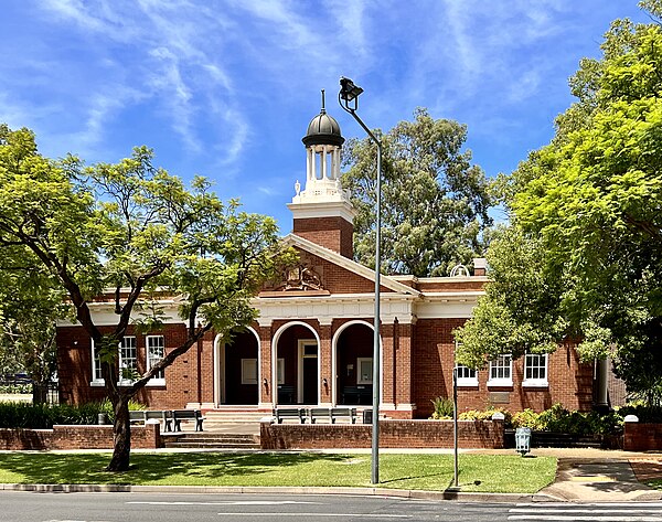Griffith Court House