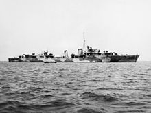 Warramunga in 1944. HMAS Warramunga (I44) at anchor c1944.JPG