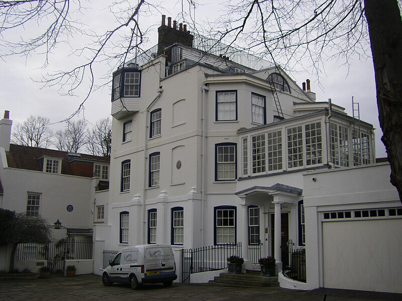 File:Hampstead Grove 25, Admirals House.jpg